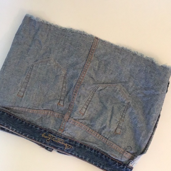 American Rag Mini Skirt - Picture 9 of 10